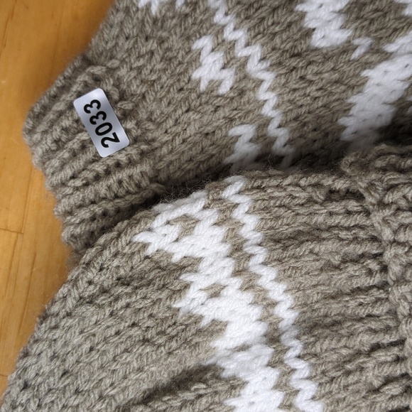 Kids Fair Isle Crewneck Pullover With Matching Toque - Acrylic - New - Picture 4 of 7